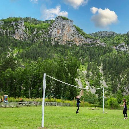Village De Gites De Blajoux Quezac  ภายนอก รูปภาพ