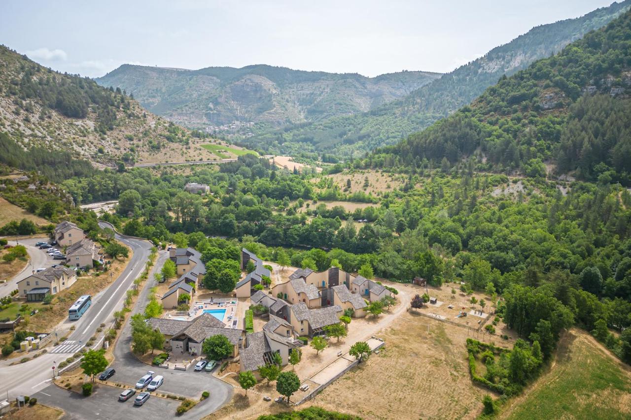 Village De Gites De Blajoux Quezac  ภายนอก รูปภาพ