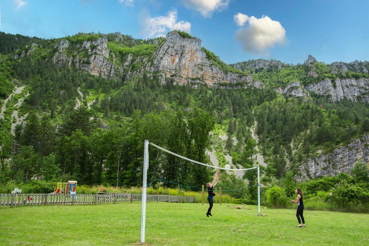 Village De Gites De Blajoux Quezac  ภายนอก รูปภาพ