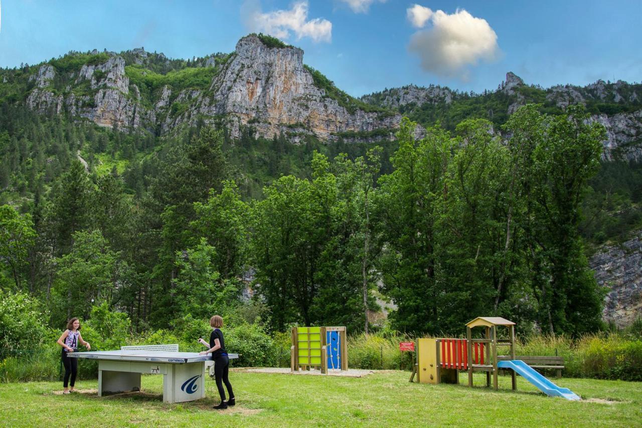 Village De Gites De Blajoux Quezac  ภายนอก รูปภาพ