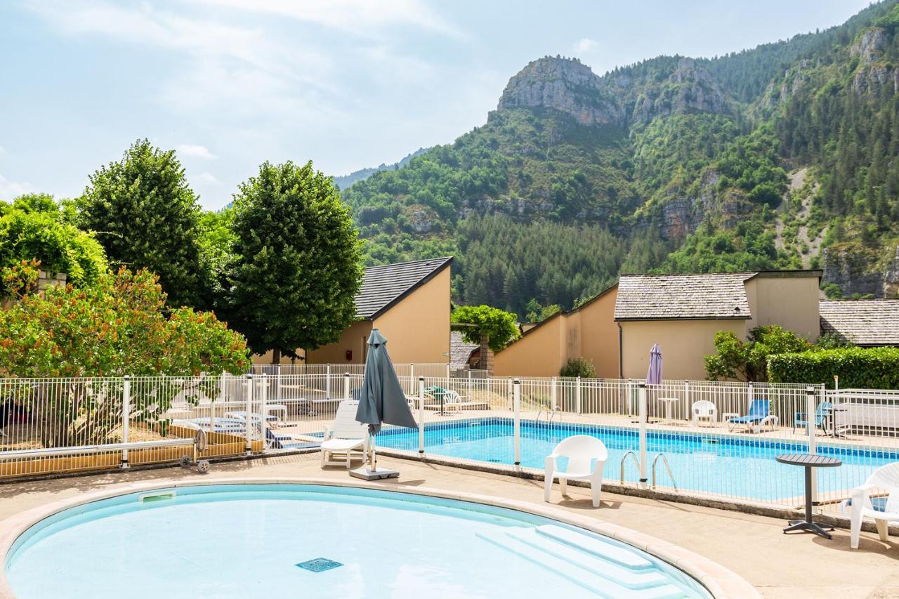 Village De Gites De Blajoux Quezac  ภายนอก รูปภาพ